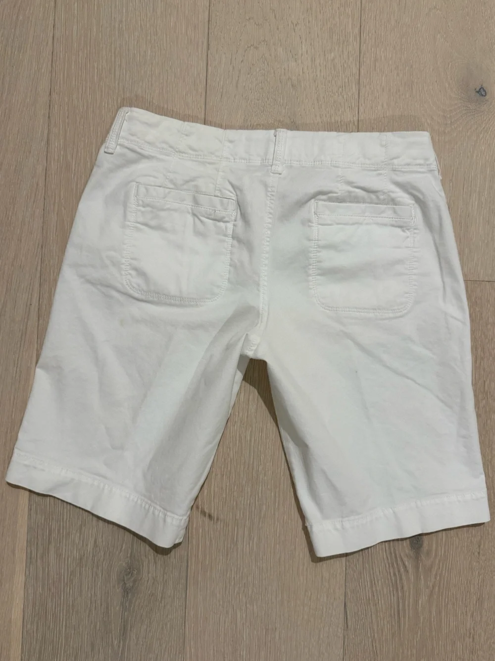 Old Navy Perfect Bermudas White Cotton Shorts